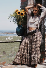 Load image into Gallery viewer, Full Swing Skirt: Black and Stone