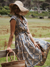 Load image into Gallery viewer, Sun Hat: Natural Tones