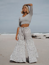 Load image into Gallery viewer, Clean Girl Top: Grey