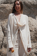 Load image into Gallery viewer, Cross Knit: Natural