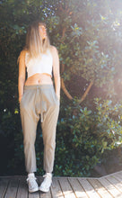 Load image into Gallery viewer, Relaxed Pant: Olive
