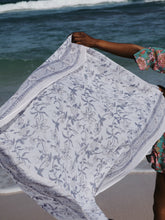 Load image into Gallery viewer, Lungi: Cool Summer