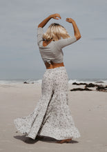 Load image into Gallery viewer, Clean Girl Top: Grey