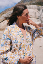 Load image into Gallery viewer, Arjack Jacket: Delicate Mosiac