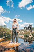 Load image into Gallery viewer, Verdant Linen