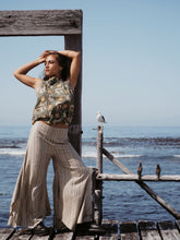 Load image into Gallery viewer, Box Top: Floral Tapestry