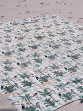 Load image into Gallery viewer, Gudri Throw: Africa