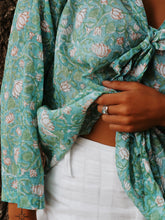 Load image into Gallery viewer, Bow Top