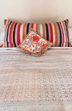 Load image into Gallery viewer, Gudri Quilt: Felini Hand Embroidered