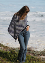 Load image into Gallery viewer, Hand Knit Poncho