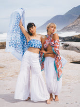 Load image into Gallery viewer, Lungi: Blue Daisy