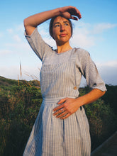 Load image into Gallery viewer, Dove Knit