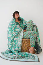 Load image into Gallery viewer, Quilt: Serene Green