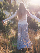 Load image into Gallery viewer, Flow Pants: Garden Mist