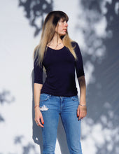 Load image into Gallery viewer, Staple: 3/4 Top