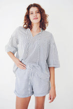 Load image into Gallery viewer, Victorian Blouse