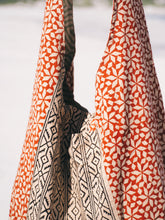 Load image into Gallery viewer, Sadhu Bag: Soft Pastelle