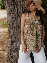 Load image into Gallery viewer, Square Neck Top: Green