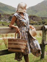 Load image into Gallery viewer, Swing Collar Dress