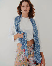 Load image into Gallery viewer, Summer Scarf: Blue Daisy