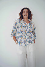 Load image into Gallery viewer, Easy Going Shirt: Pastel Florals