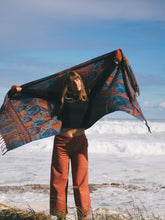Load image into Gallery viewer, Shawl: Ocean Fire
