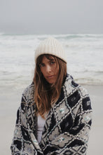 Load image into Gallery viewer, Merino Beanie: Natural
