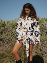 Load image into Gallery viewer, Suzani: Natural Tones