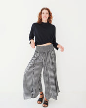 Load image into Gallery viewer, Madonna Pants: Midnight