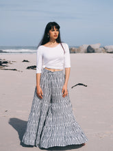 Load image into Gallery viewer, Clean Girl Top: White