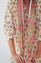 Load image into Gallery viewer, Lungi: Blooming
