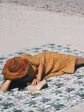 Load image into Gallery viewer, Gudri Throw: Africa