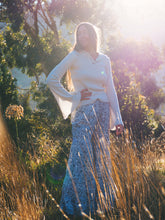 Load image into Gallery viewer, Daisy Knit: Cream