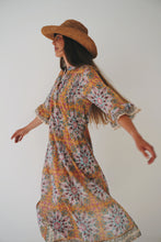 Load image into Gallery viewer, Seville: Noon