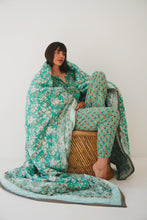 Load image into Gallery viewer, Quilt: Serene Green