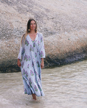 Load image into Gallery viewer, Talia: Cool Stripe