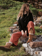 Load image into Gallery viewer, Fitted Linen Jacket