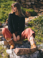 Load image into Gallery viewer, Fitted Linen Jacket