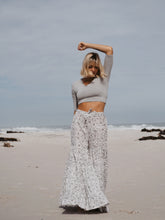 Load image into Gallery viewer, Flow Pants: Garden Mist