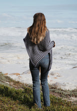 Load image into Gallery viewer, Hand Knit Poncho