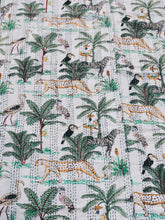 Load image into Gallery viewer, Gudri Throw: Africa