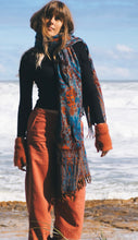 Load image into Gallery viewer, Shawl: Ocean Fire