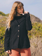 Load image into Gallery viewer, Fitted Linen Jacket