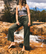 Load image into Gallery viewer, Verdant Linen