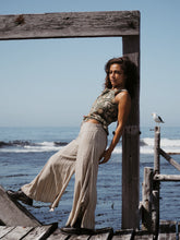 Load image into Gallery viewer, Box Top: Floral Tapestry