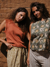 Load image into Gallery viewer, Box Top: Floral Tapestry