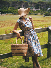 Load image into Gallery viewer, Swing Collar Dress