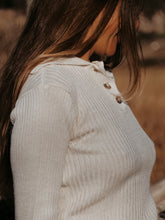 Load image into Gallery viewer, Daisy Knit: Cream