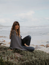 Load image into Gallery viewer, Hand Knit Poncho