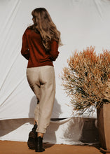 Load image into Gallery viewer, Arco Pants: Tan